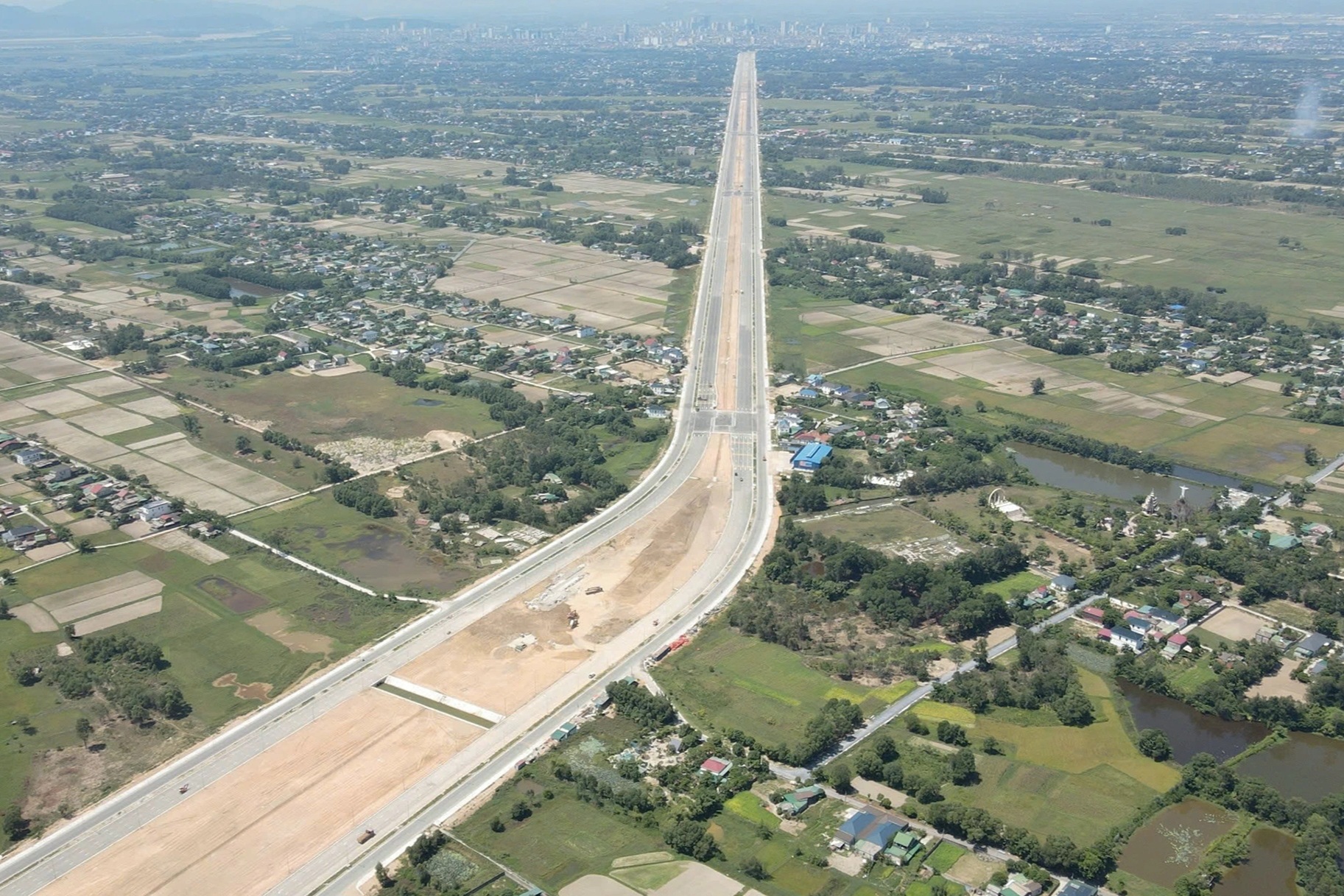 Diện mạo con đường hơn 2.800 tỷ đồng, rộng nhất Nghệ An - 2