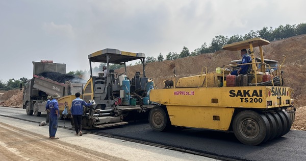 Tăng ca, tăng kíp đẩy nhanh tiến độ cao tốc Tuyên Quang – Hà Giang